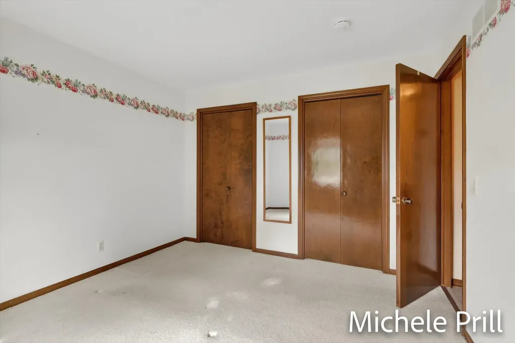 5160 Southglow Court SE Kentwood City MI 49508