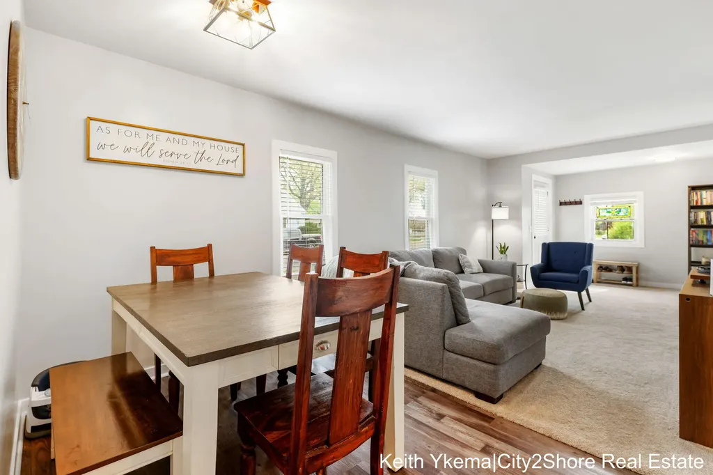 2603 Noel Avenue SW Wyoming City MI 49509