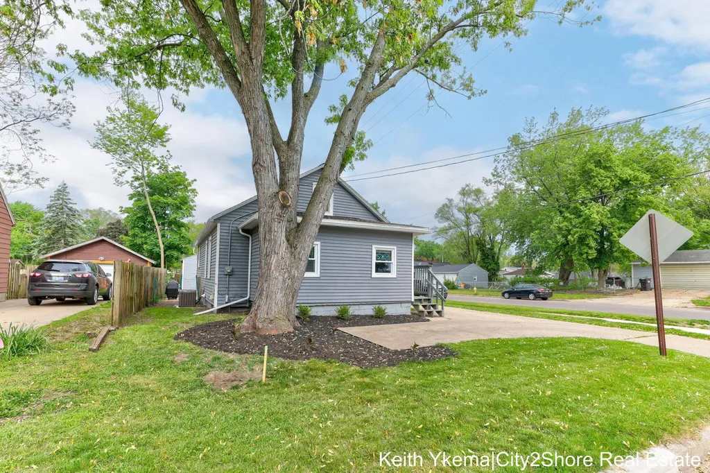 2603 Noel Avenue SW Wyoming City MI 49509