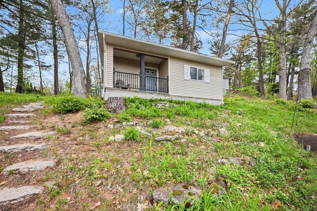 327 W Baldwin Lake Drive Greenville City MI 48838