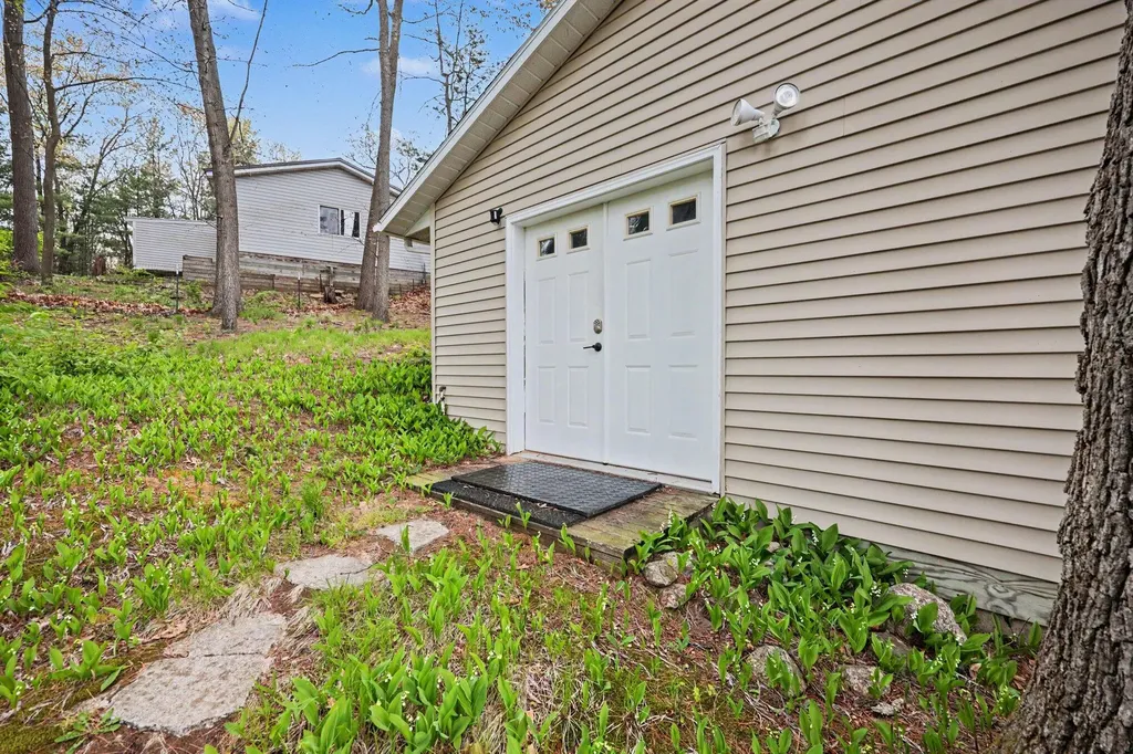 327 W Baldwin Lake Drive Greenville City MI 48838