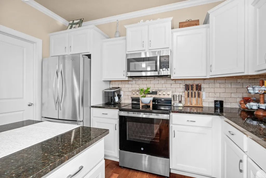 9384 Trafalgar Drive SE Caledonia Township MI 49302