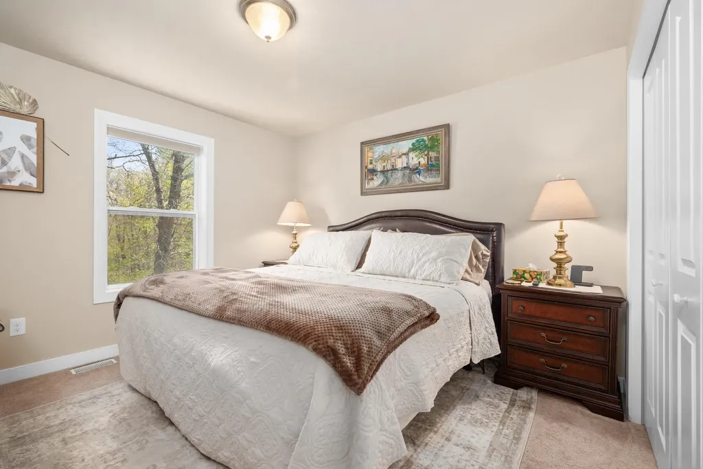 9384 Trafalgar Drive SE Caledonia Township MI 49302