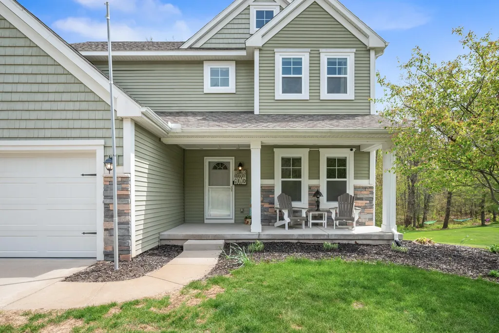 9384 Trafalgar Drive SE Caledonia Township MI 49302