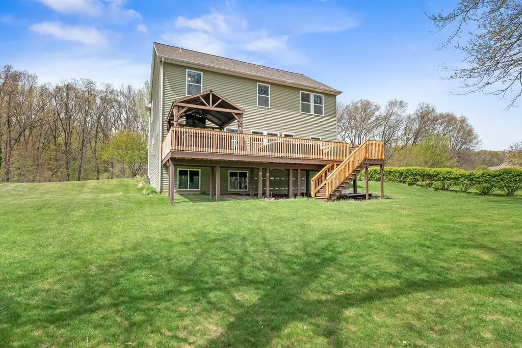 9384 Trafalgar Drive SE Caledonia Township MI 49302