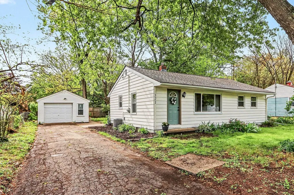 321 Snow Avenue Bedford Charter Township MI 49037