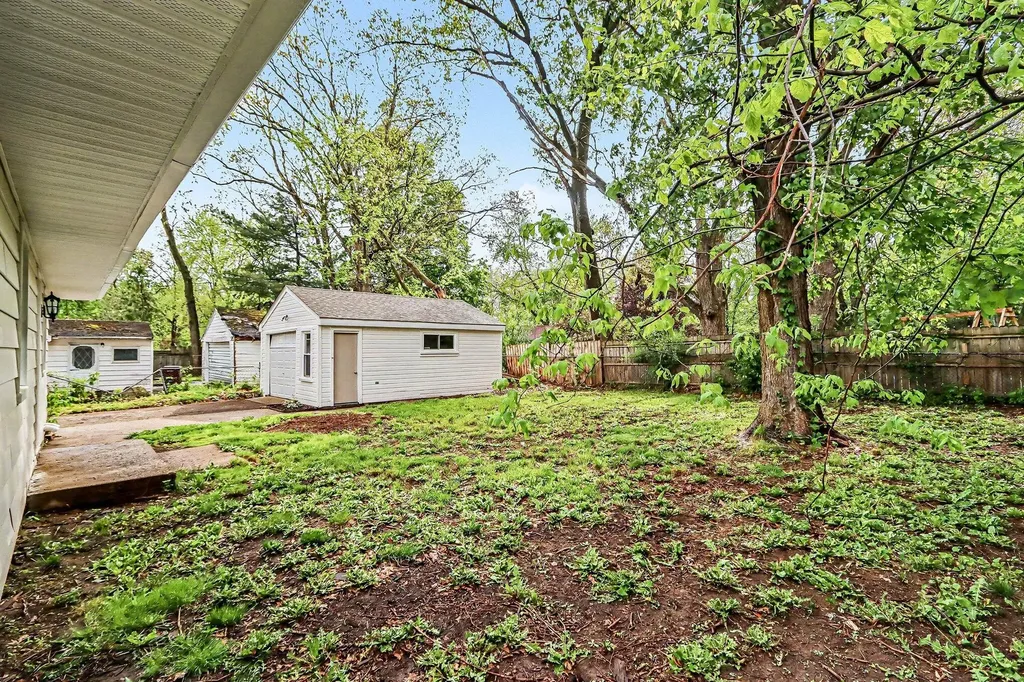 321 Snow Avenue Bedford Charter Township MI 49037