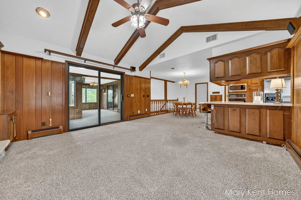 4248 Walnut Hills Lane SE Kentwood City MI 49512