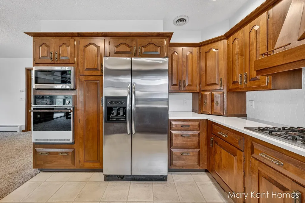 4248 Walnut Hills Lane SE Kentwood City MI 49512