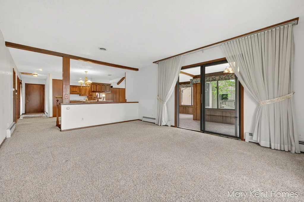 4248 Walnut Hills Lane SE Kentwood City MI 49512