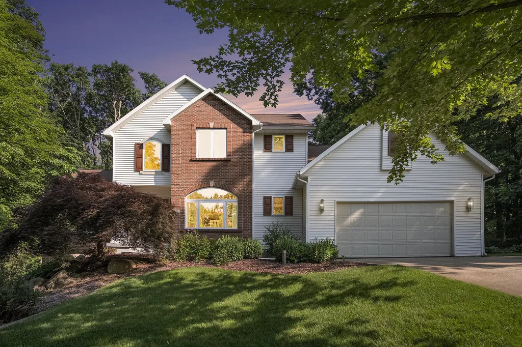 7751 Austinridge Drive SE Caledonia Township MI 49316