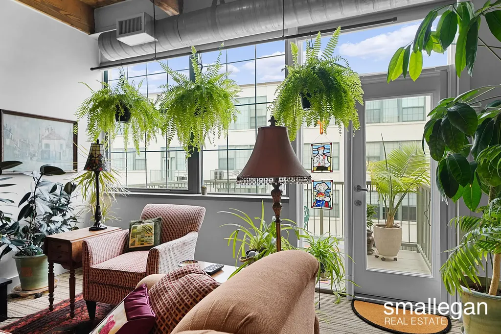 940 Monroe Avenue NW Grand Rapids City MI 49503