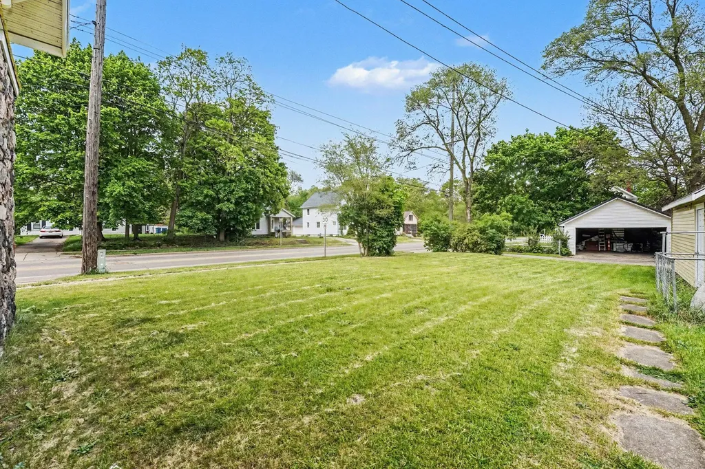 106 Central Street Battle Creek City MI 49017