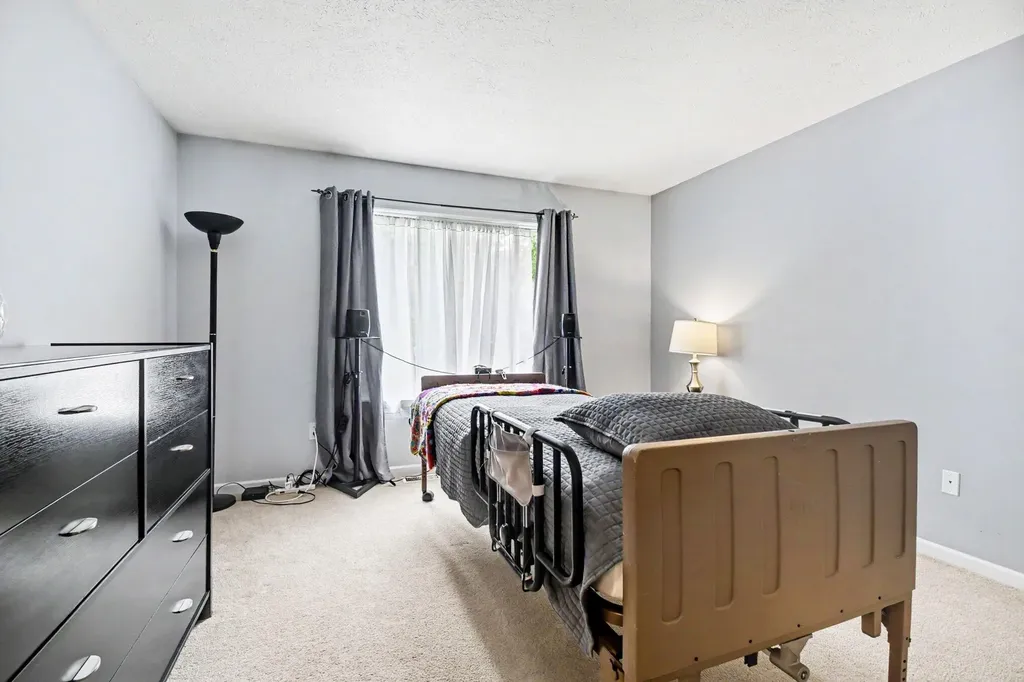 1186 La Paloma Drive SW Wyoming City MI 49509