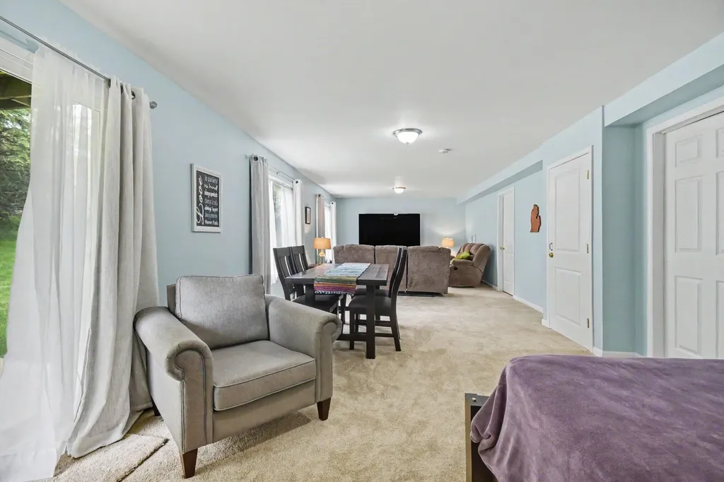 1186 La Paloma Drive SW Wyoming City MI 49509