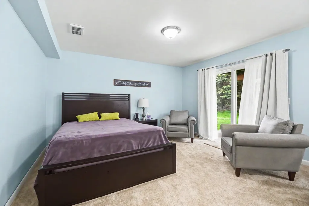 1186 La Paloma Drive SW Wyoming City MI 49509