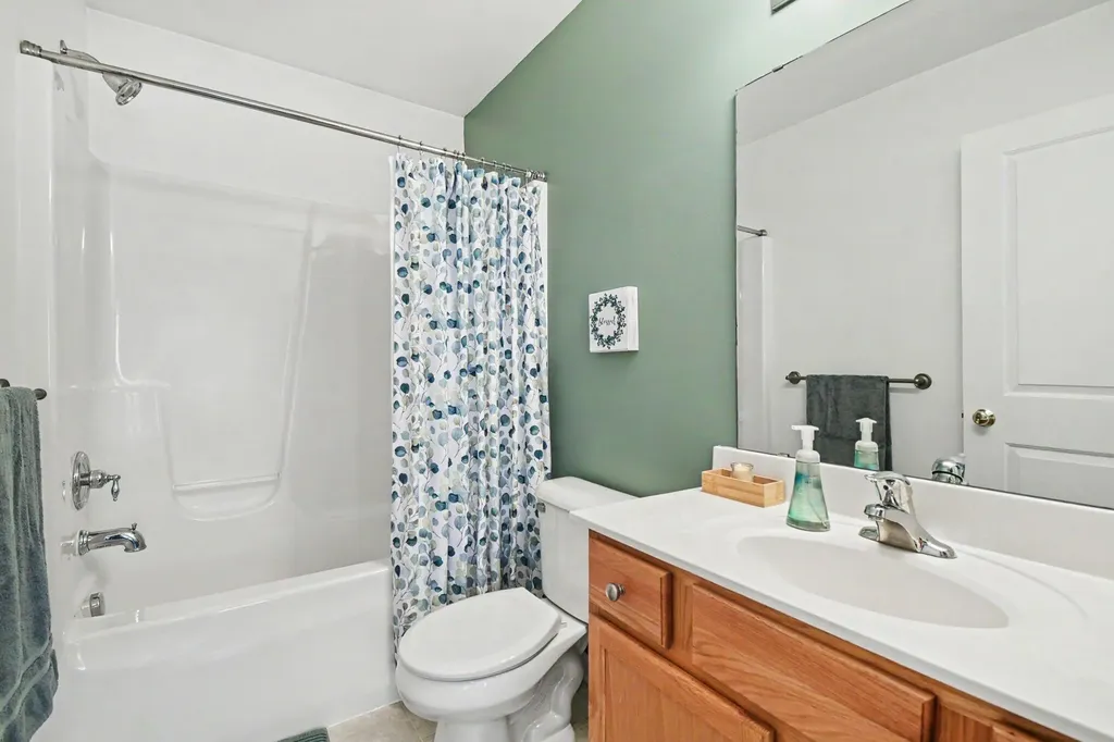 1186 La Paloma Drive SW Wyoming City MI 49509