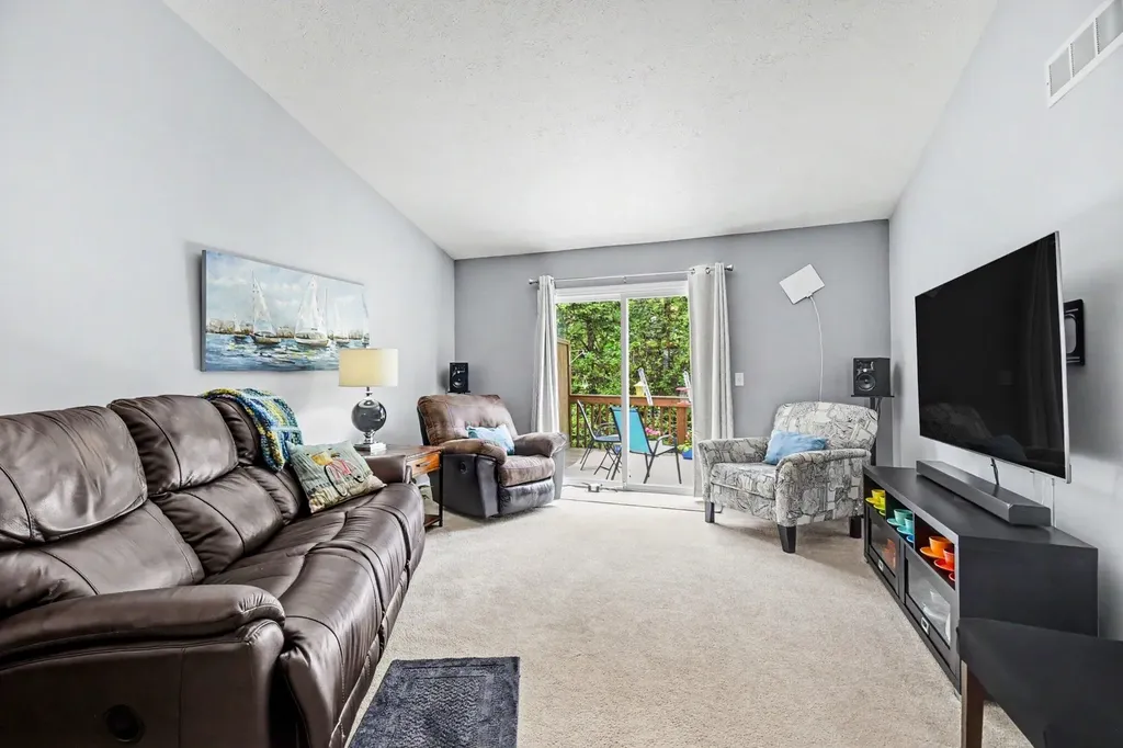 1186 La Paloma Drive SW Wyoming City MI 49509