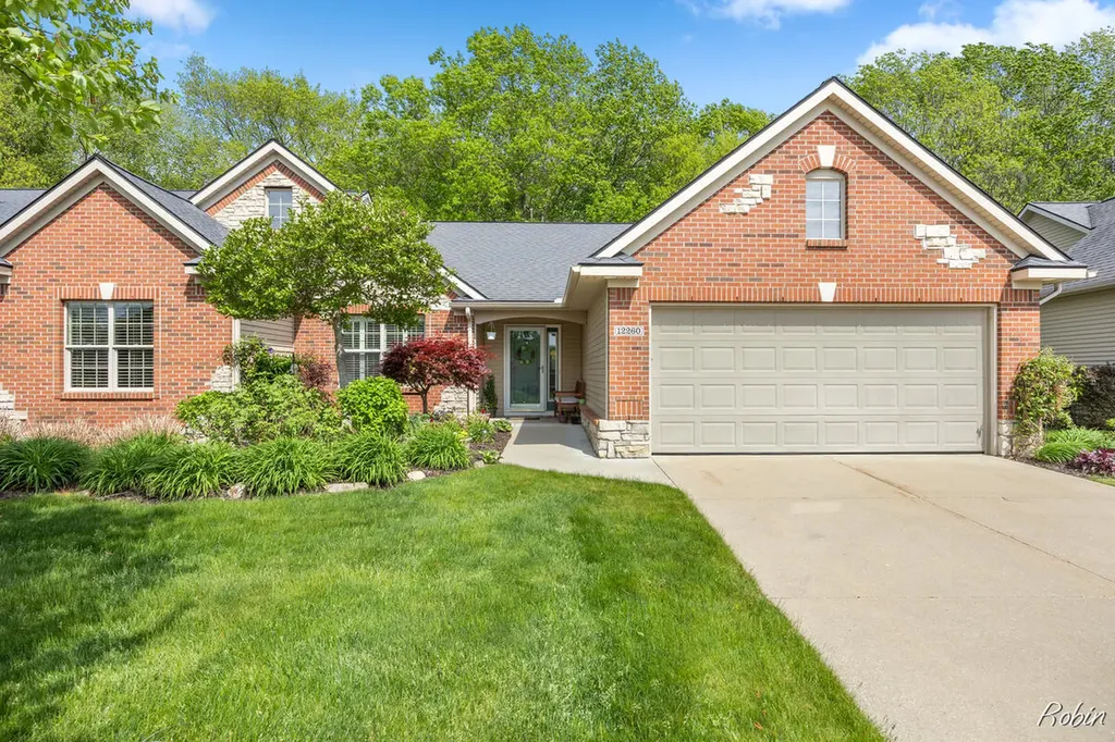 12260 Aleigha Drive NW Tallmadge Charter Township MI 49534