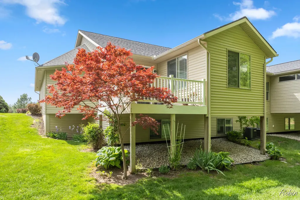 12260 Aleigha Drive NW Tallmadge Charter Township MI 49534