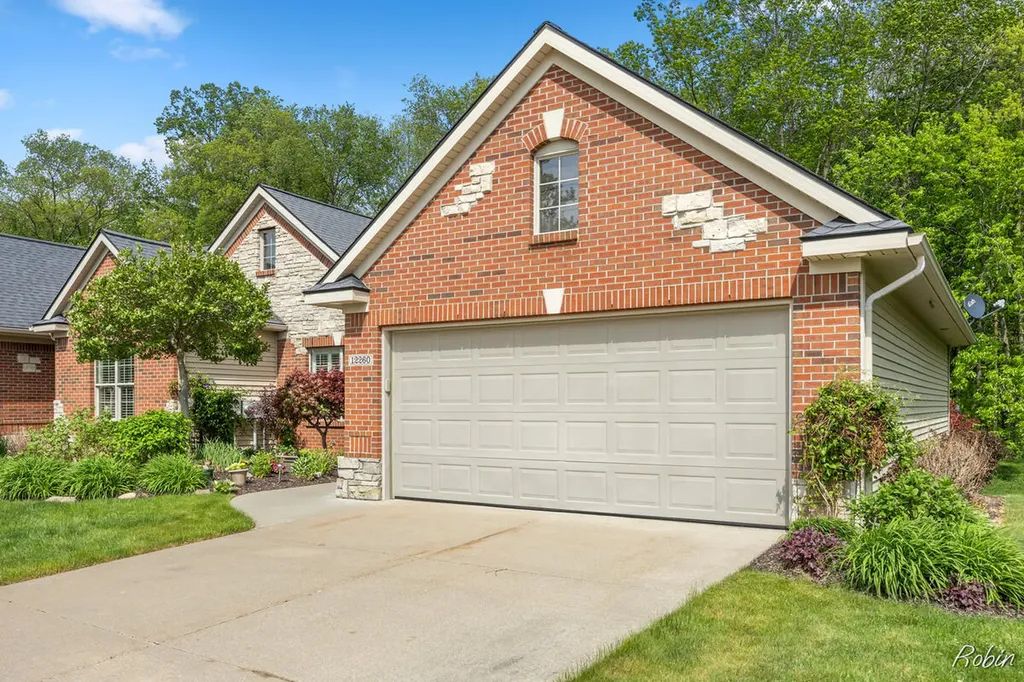 12260 Aleigha Drive NW Tallmadge Charter Township MI 49534
