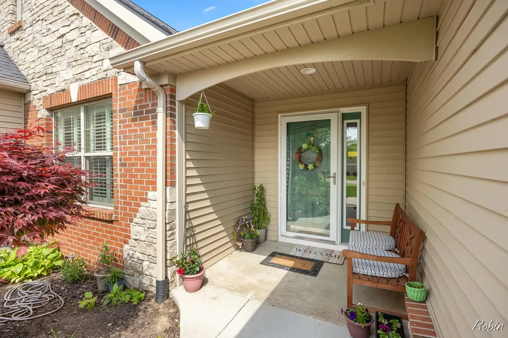 12260 Aleigha Drive NW Tallmadge Charter Township MI 49534