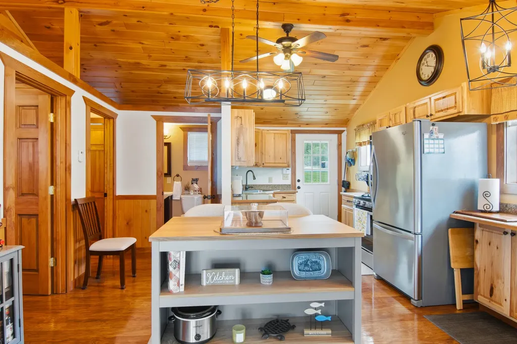 5041 Maple Knoll Drive NE Unknown City MI 49646