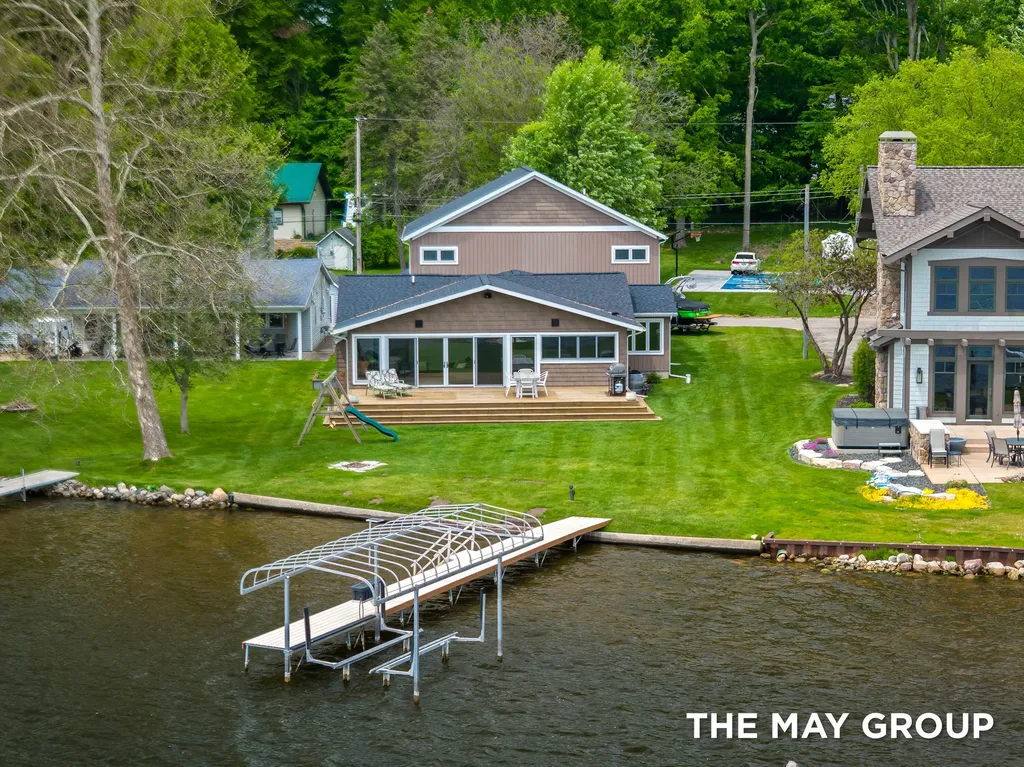 6817 Paradise Park Boston Township MI 48881