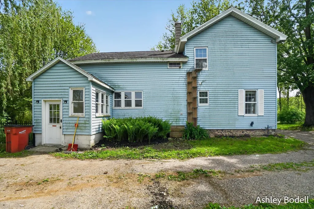 9615 10 Mile Road NE Oakfield Township MI 49341