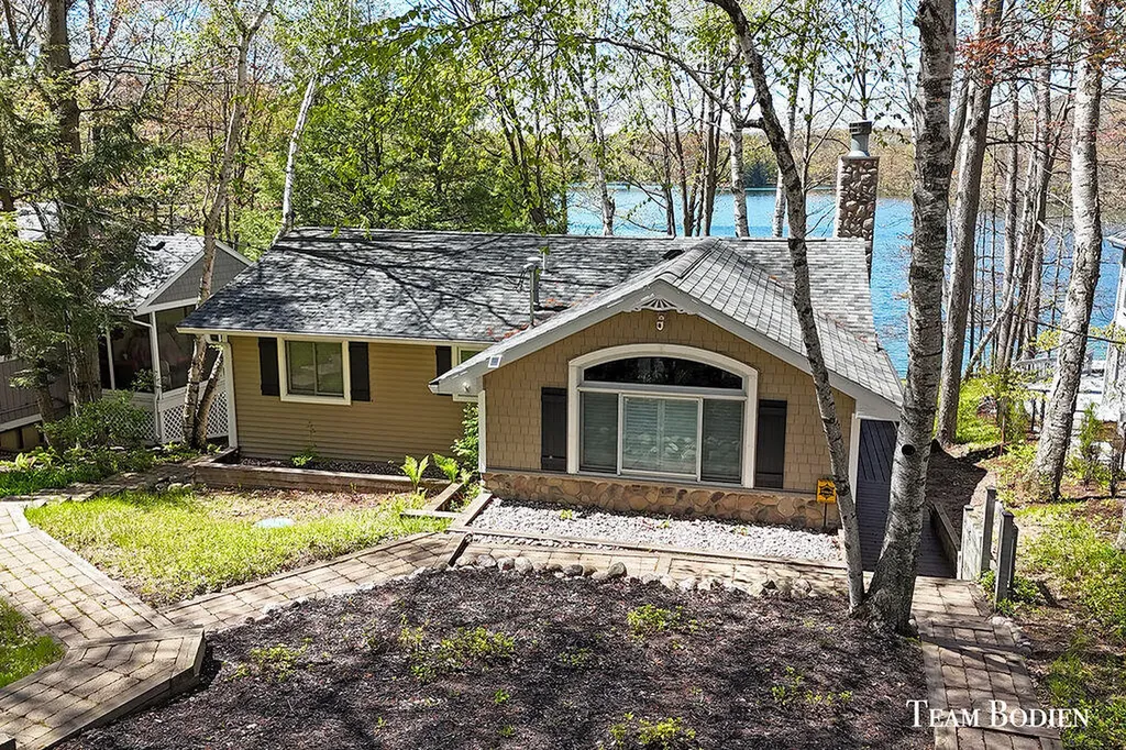 11320 Alpine Road Morton Township MI 49346