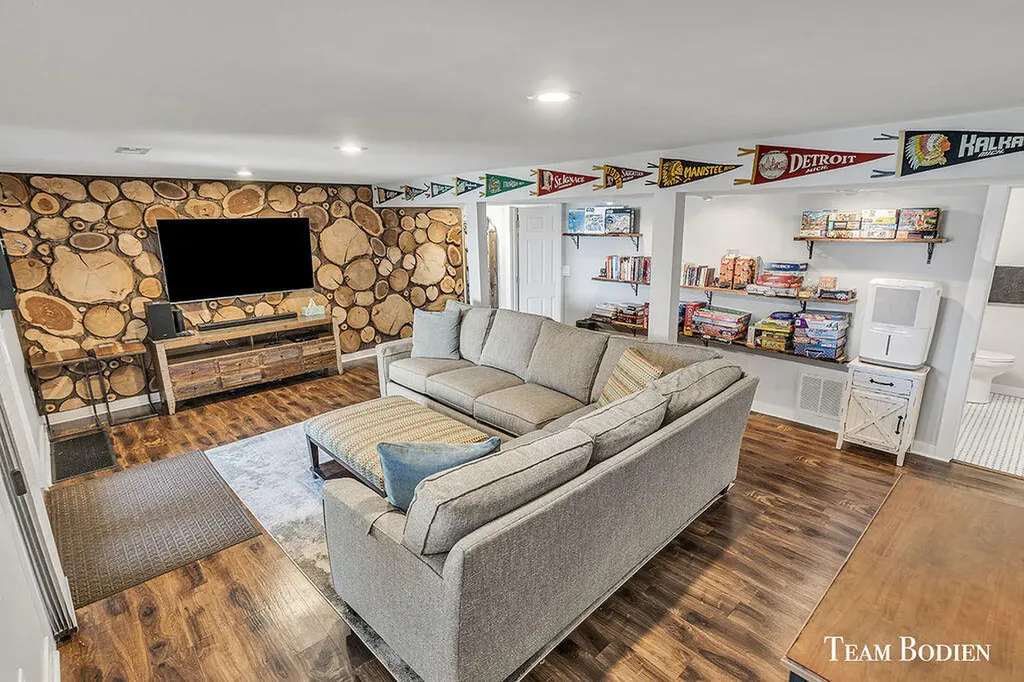 11320 Alpine Road Morton Township MI 49346