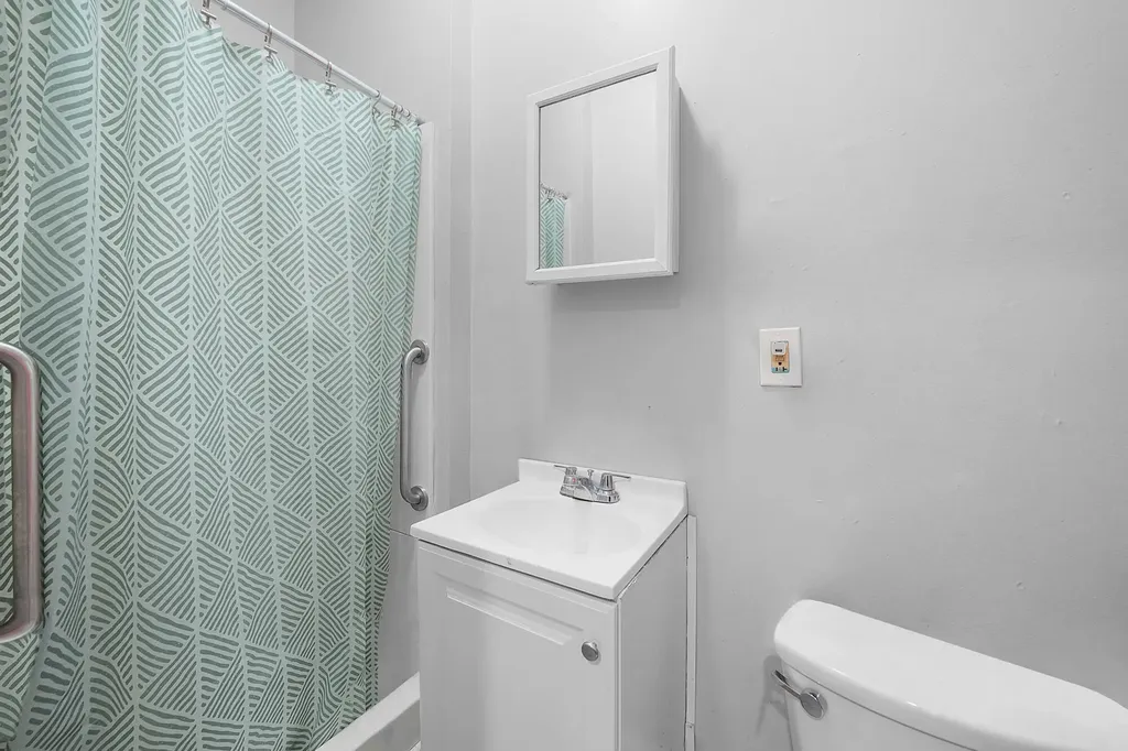 816 6th Street NW Grand Rapids City MI 49504