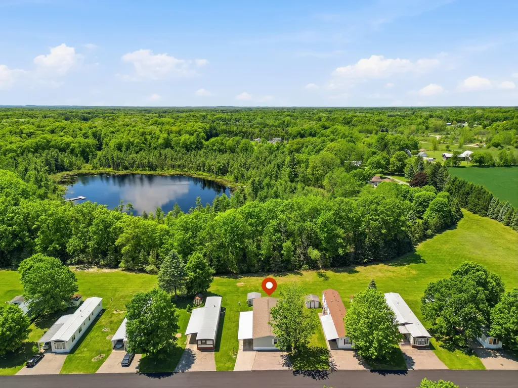 140 Tamarack Avenue NE Solon Township MI 49319