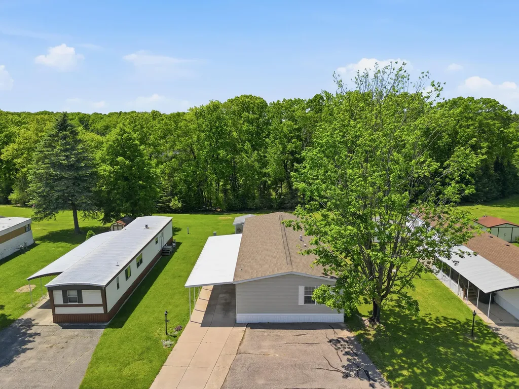 140 Tamarack Avenue NE Solon Township MI 49319