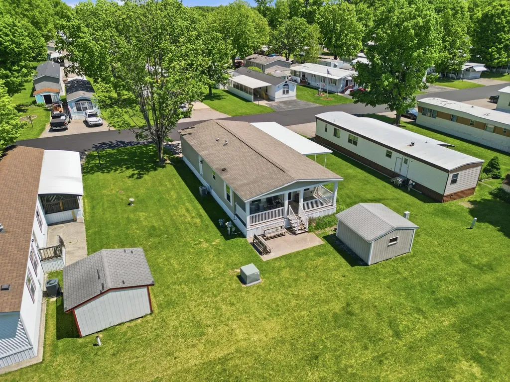 140 Tamarack Avenue NE Solon Township MI 49319