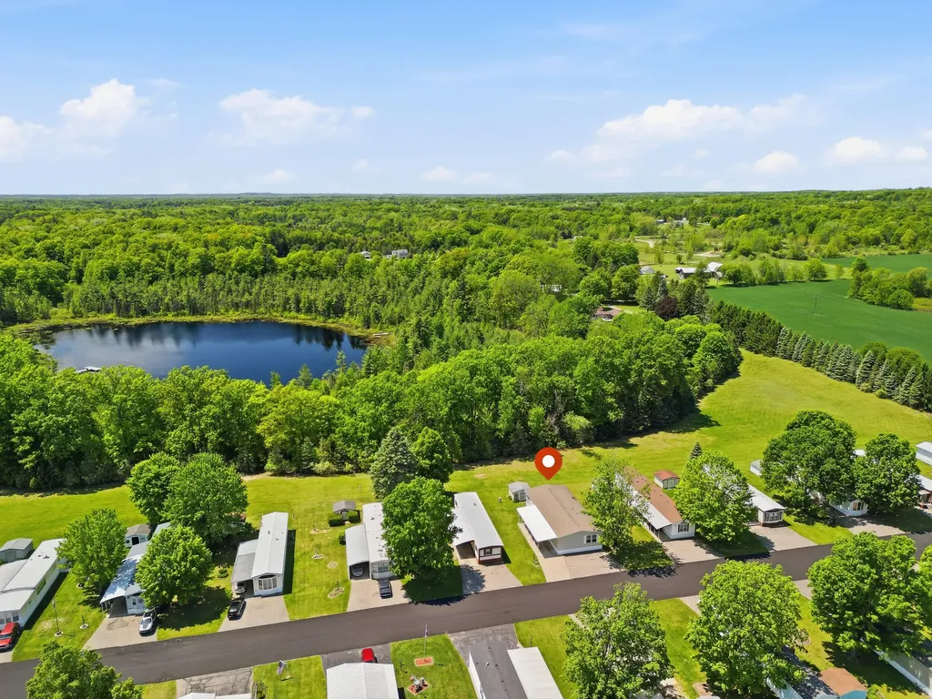 140 Tamarack Avenue NE Solon Township MI 49319