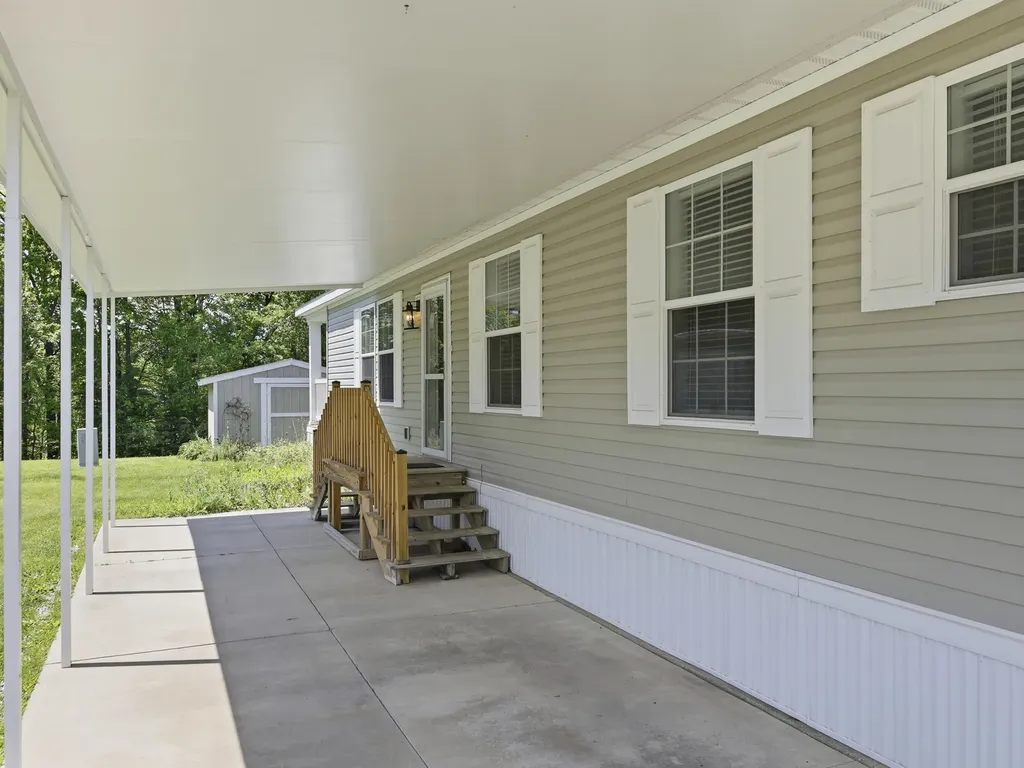140 Tamarack Avenue NE Solon Township MI 49319