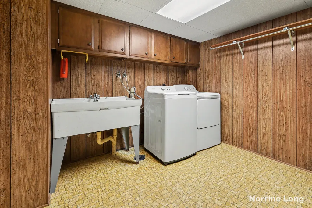 2579 Knightsbridge Road SE Cascade Charter Township MI 49546