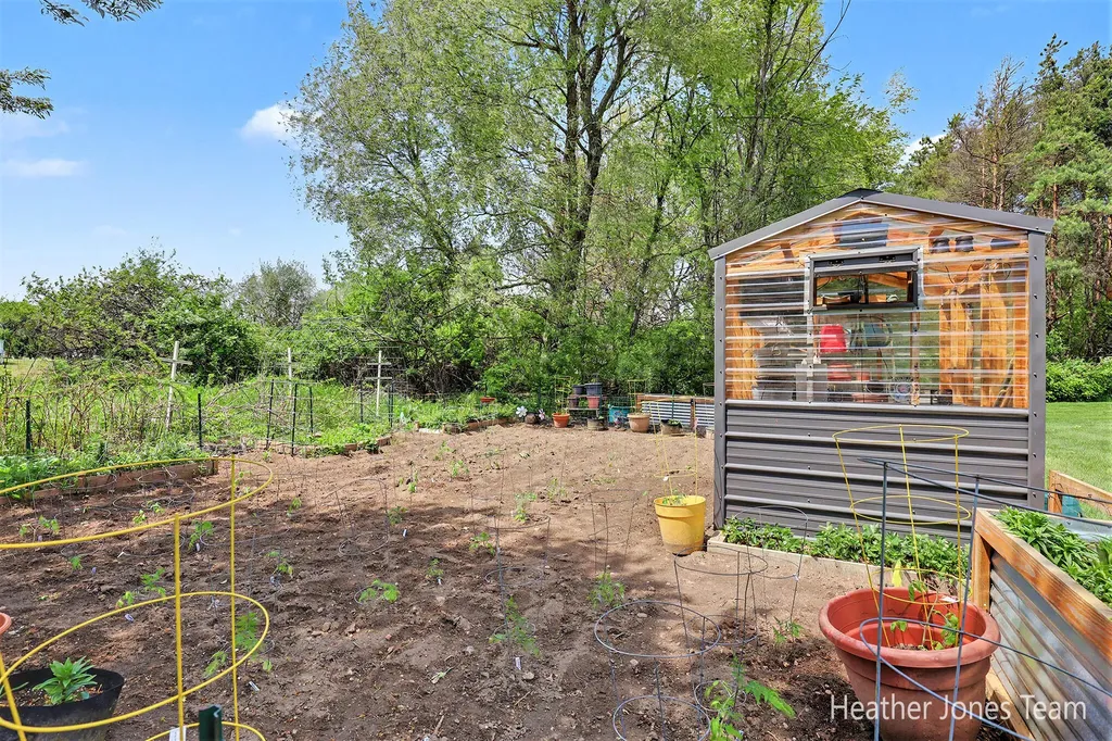 9887 Baker Road Eureka Township MI 48838