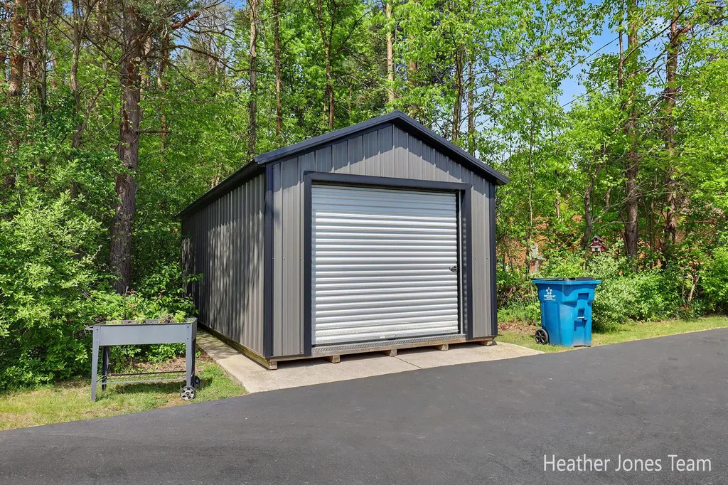 9887 Baker Road Eureka Township MI 48838