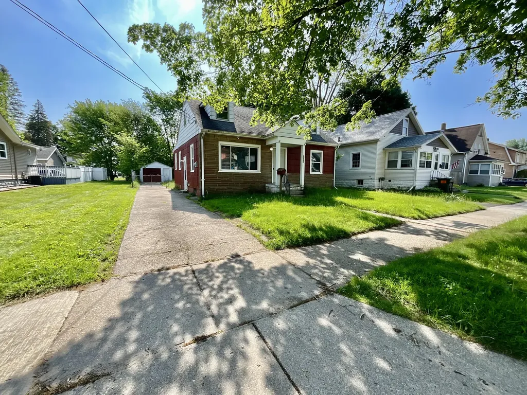 535 Orange Street Jackson City MI 49202