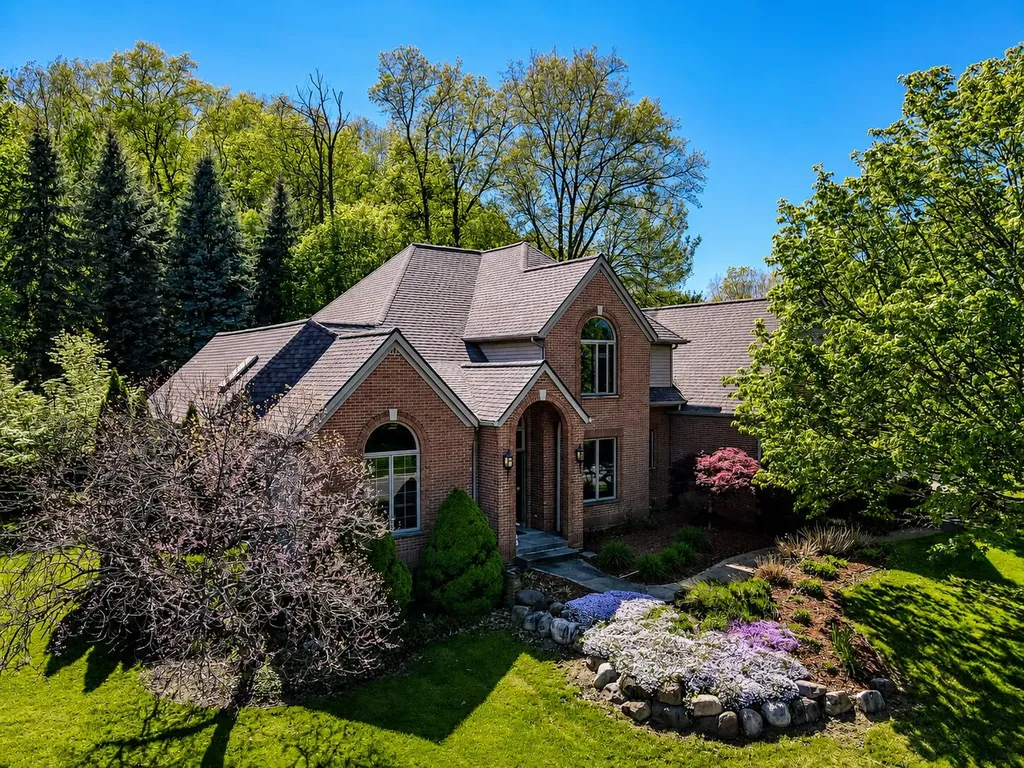 146 Summerfield Court SW Georgetown Charter Township MI 49418