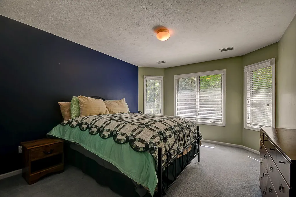146 Summerfield Court SW Georgetown Charter Township MI 49418