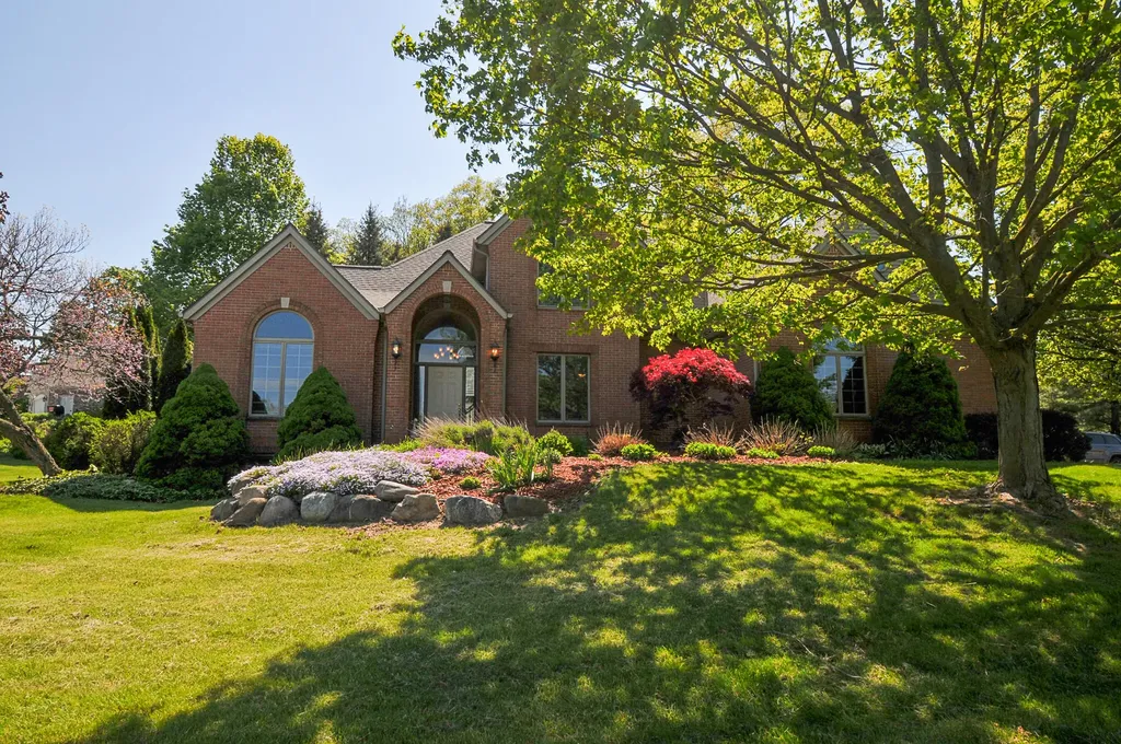 146 Summerfield Court SW Georgetown Charter Township MI 49418