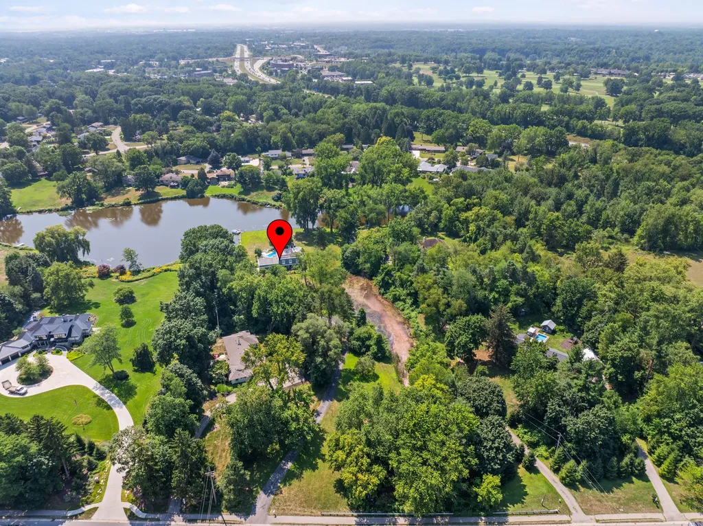 4090 E Fulton Street Grand Rapids Charter Township MI 49546
