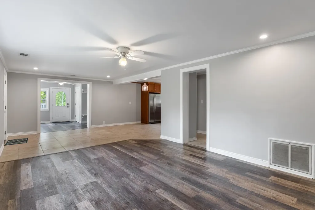 7924 Pine Island Court NE Plainfield Charter Township MI 49306