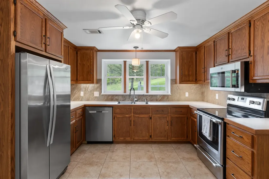 7924 Pine Island Court NE Plainfield Charter Township MI 49306