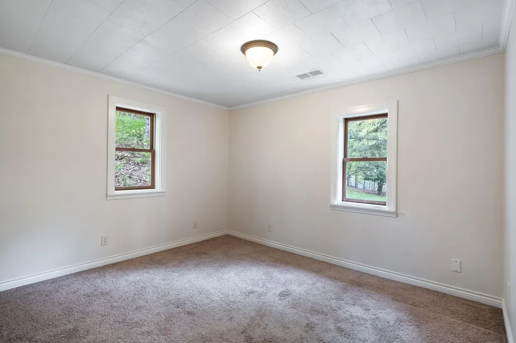 7924 Pine Island Court NE Plainfield Charter Township MI 49306