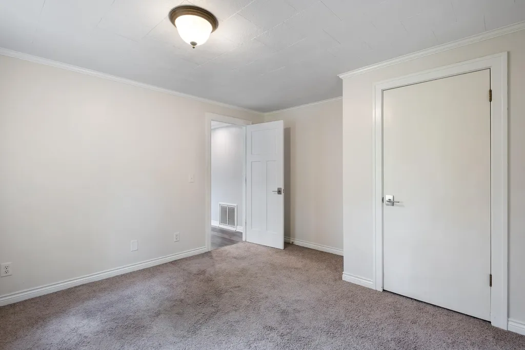 7924 Pine Island Court NE Plainfield Charter Township MI 49306