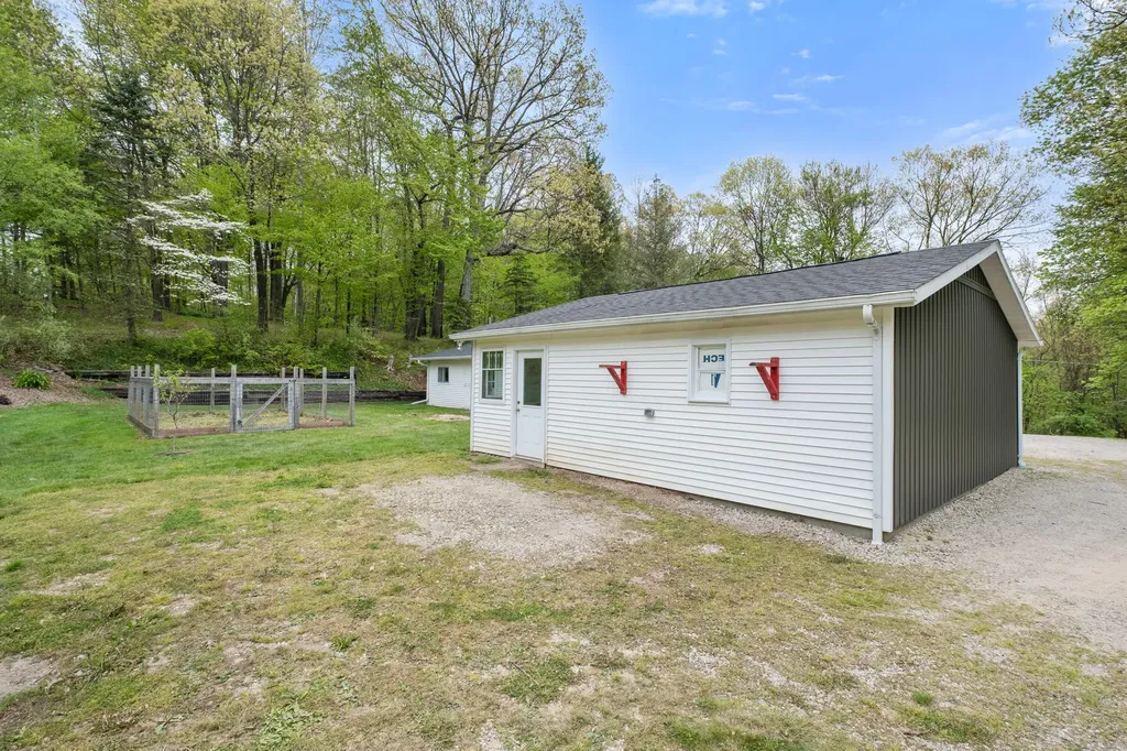 7924 Pine Island Court NE Plainfield Charter Township MI 49306
